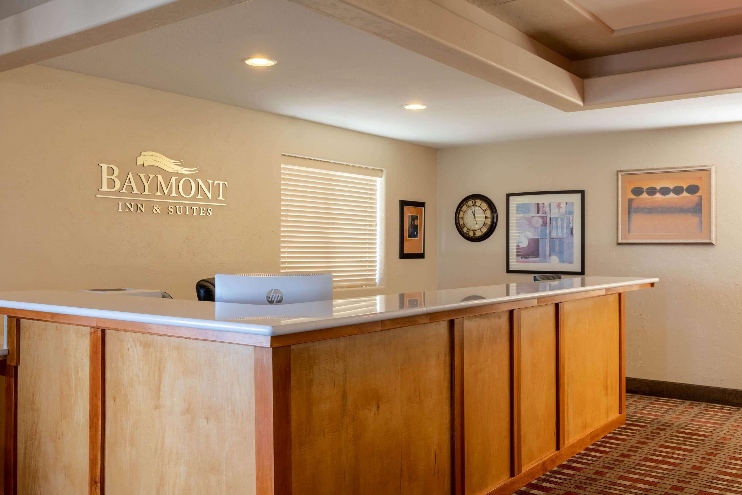 Baymont By Wyndham Spearfish Hotel Exterior foto